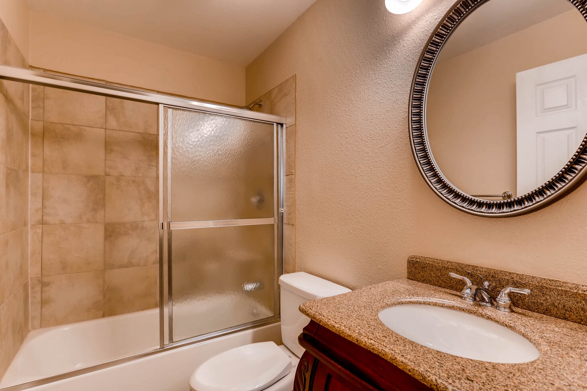 Building Photo - 2685 S Dayton Way