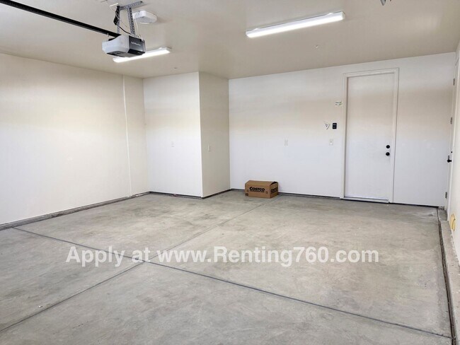 Building Photo - Incredible 4 Bed 3 Bath Home In Sage Estates!!!