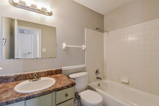 Building Photo - 7111 Peppermill Ln