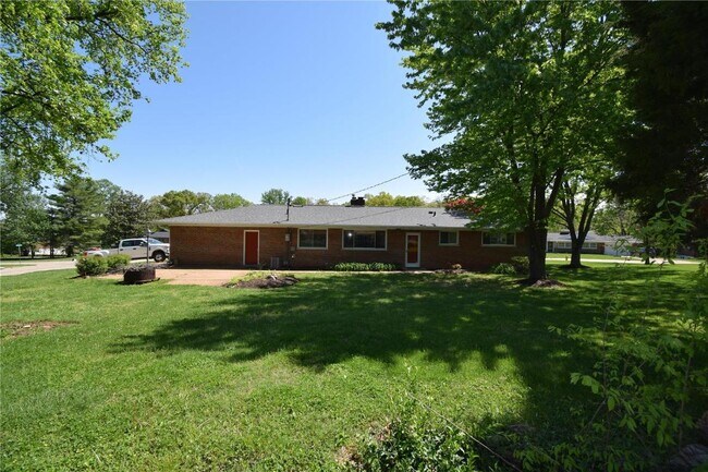 Building Photo - 11817 Helta Dr