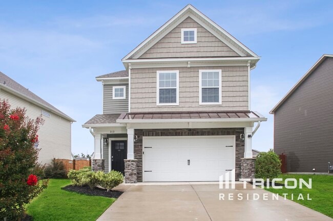 Building Photo - 313 Fairford Rd