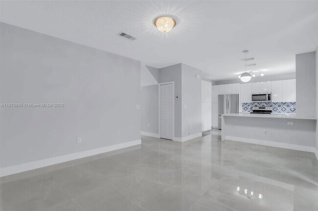 Building Photo - 801 NW 134th Ave