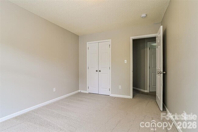 Building Photo - 12125 Winghurst Dr