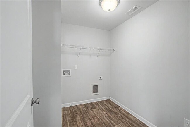 Building Photo - 3529 Tamerton Trce