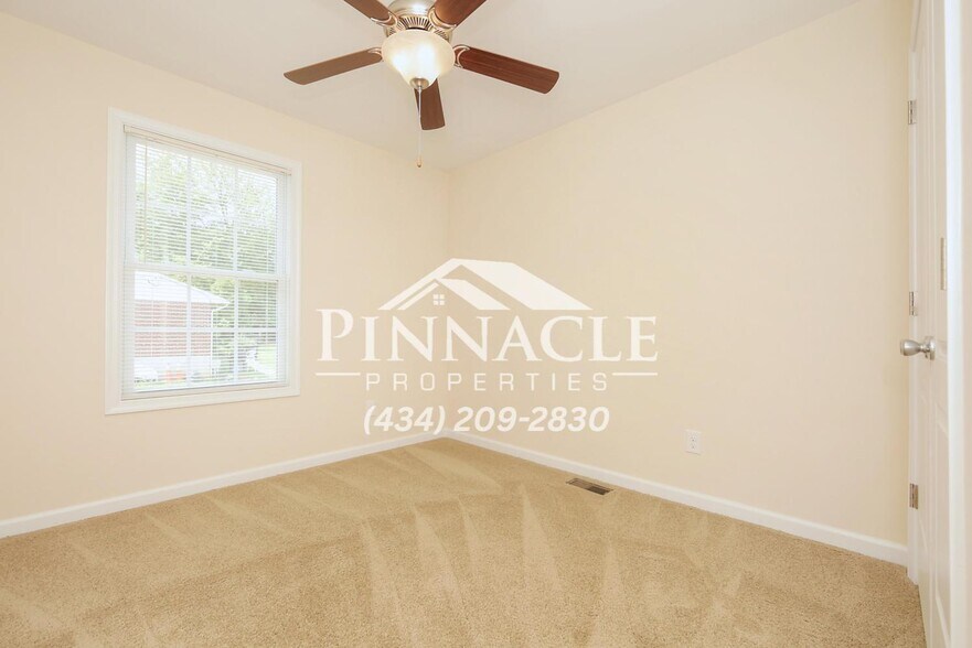 Building Photo - 586 Leesville Rd