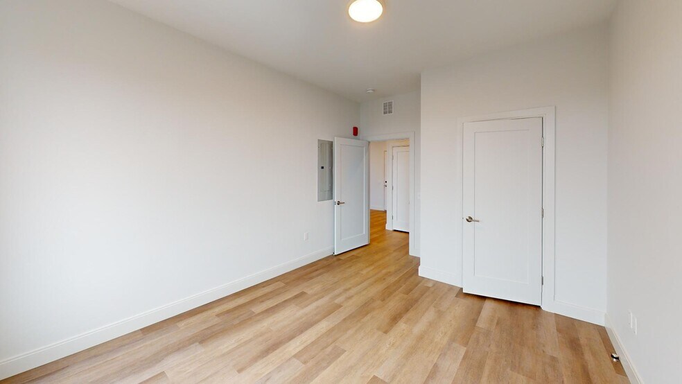 Building Photo - 957 Dorchester Ave