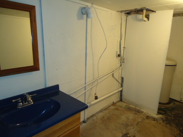 Building Photo - 1523 Viking Ave