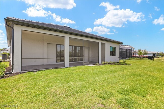 Building Photo - 25637 Shoreline Gaze Dr