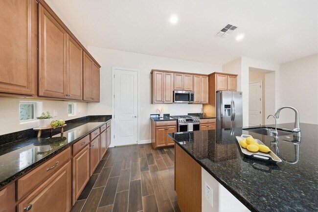 Building Photo - 4897 N 207th Ln