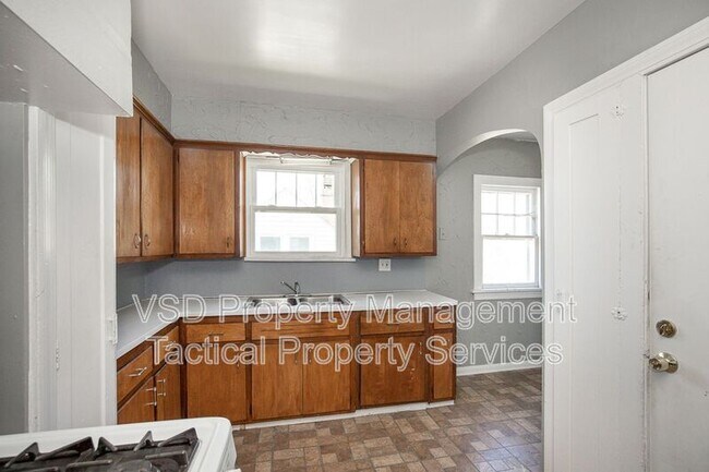 Building Photo - 14717 Milverton Rd