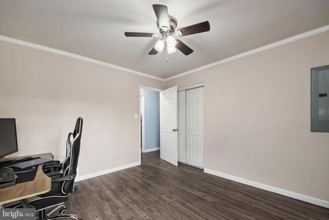 Building Photo - 549 Florida Ave