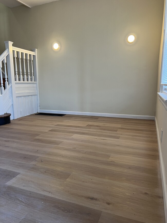 Building Photo - 3540 Mantua Ave