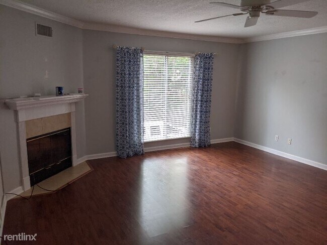 Building Photo - 3 br, 2 bath Condo - 4736 Le Mon Cay Ct