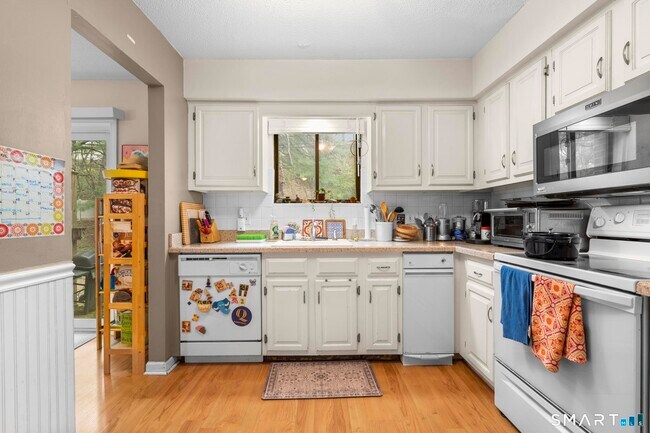 Building Photo - 113 Promenade Unit 113 Dr