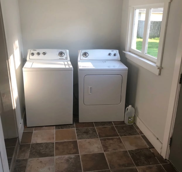 Mudroom - 4302 South Washington Street