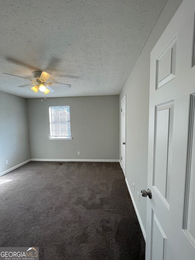 Building Photo - 763 South St