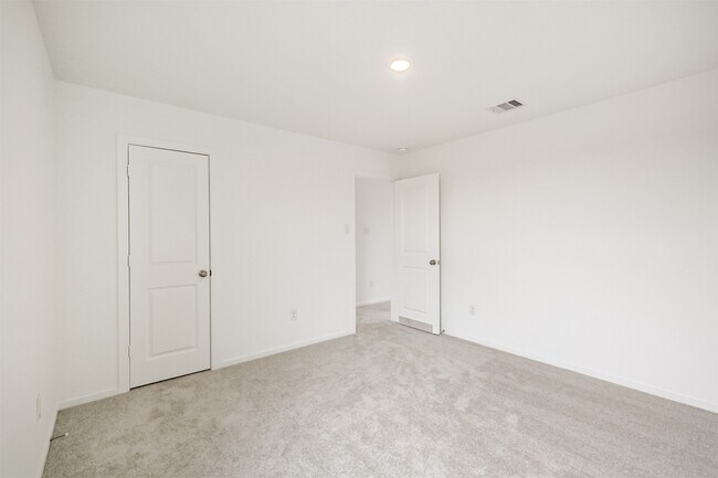 Primary Photo - 6850 Lantana Leaf Ln