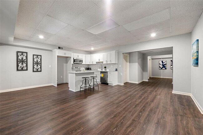 Building Photo - 4441 Langdon Walk