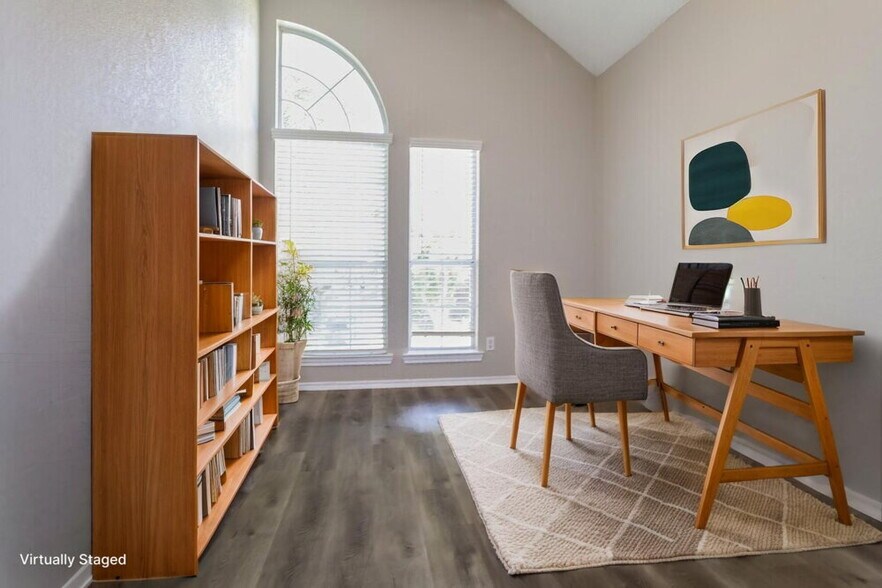 Building Photo - 922 Golden Grove Dr