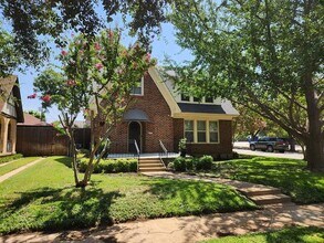 Building Photo - 2565 Shirley Ave