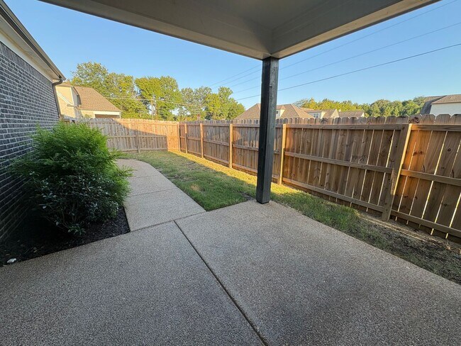 Building Photo - 7291 Crosswinds Blvd