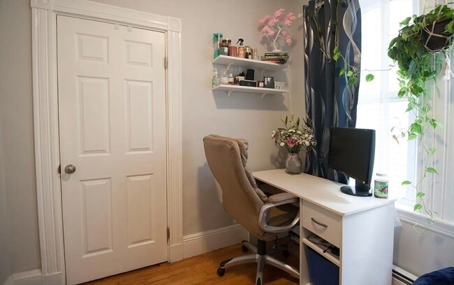 Building Photo - 65 Wyman St