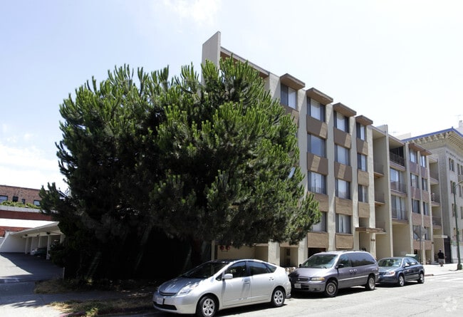 Building Photo - 1470 Alice St