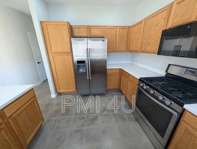 Building Photo - 7105 Casa Elena Dr NE