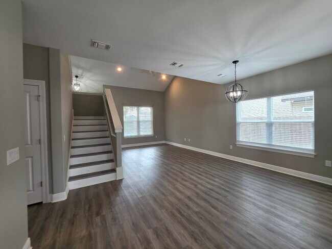 Building Photo - 2331 Hadleigh Hills Ct