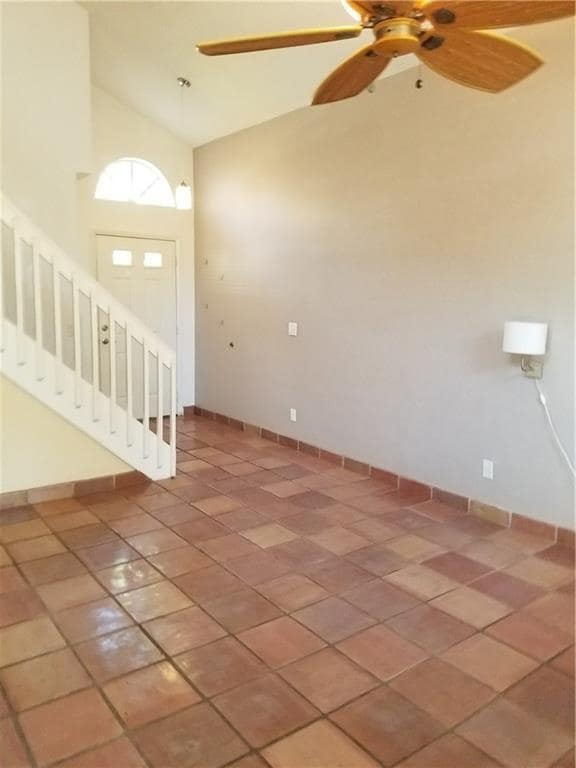 Building Photo - 1159 SE 6th Ct