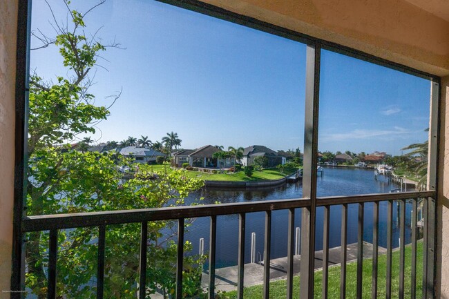 Building Photo - DRASTIC PRICE DROP!! WATERFRONT- 2-BEDROOMS, 2-BATH- PUNTA GORDA ISLES