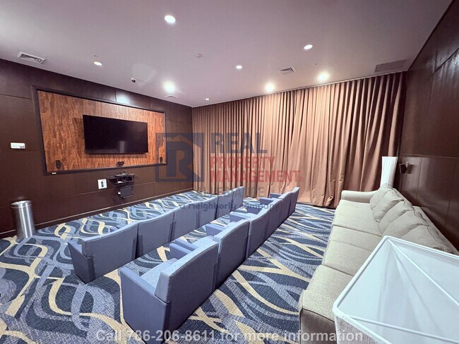 Building Photo - Modern 2BR/2BA Condo in Aventura – Furnish...
