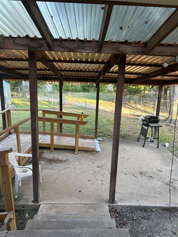 Building Photo - 9915 La Prada Dr