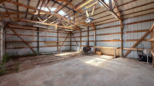 Building Photo - Rural Single Family Home