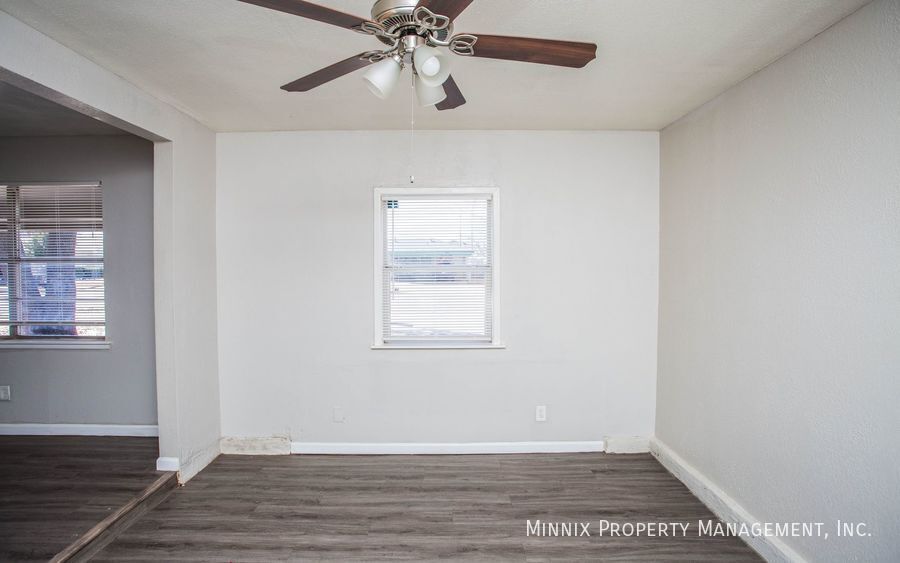 Building Photo - 3403 Bangor Dr