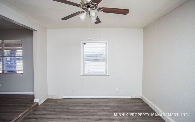 Building Photo - 3403 Bangor Dr