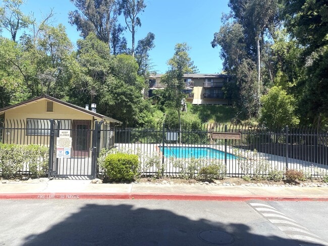 Building Photo - 1775 Panda Way
