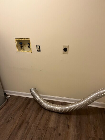 Building Photo - 4113 Shipyard Walk