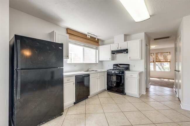 Building Photo - 10223 Farrell Dr