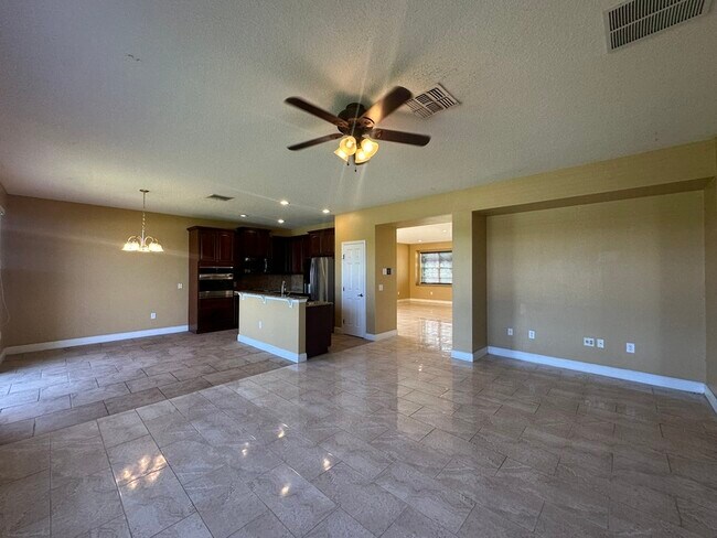 Building Photo - 2412 Country Pond Ct