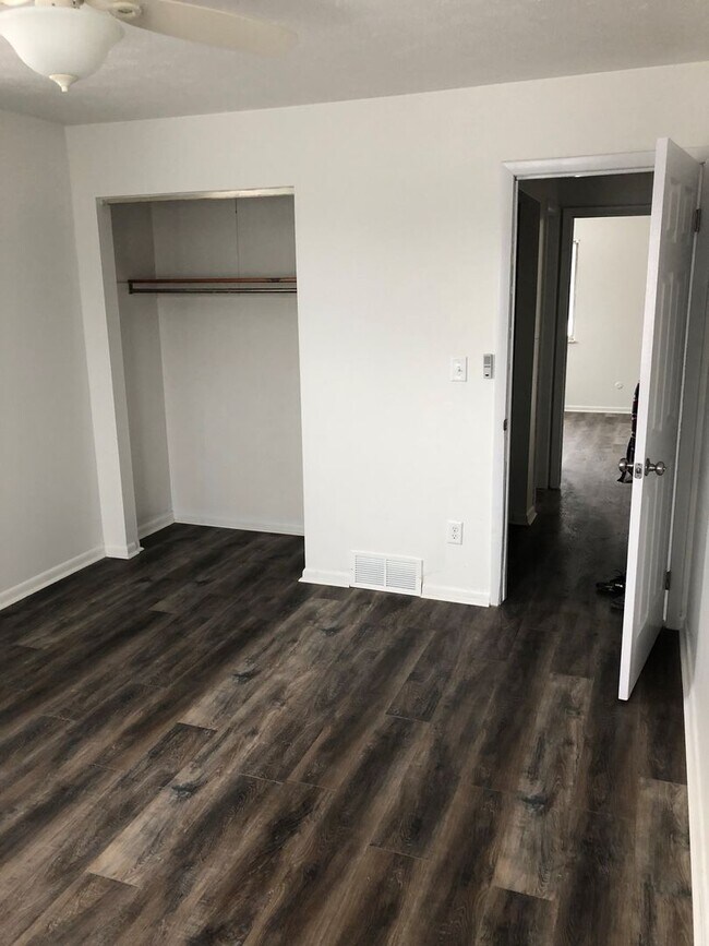 Building Photo - LMB-Stow Apts, LLC  for First Prop II..