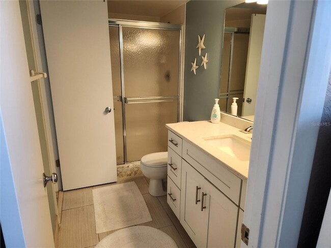 Building Photo - 5901 Bahia Del Mar Cir N