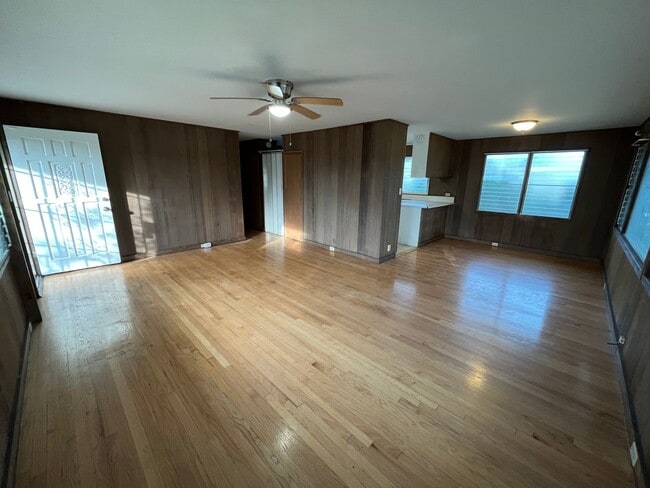 Building Photo - 99-228 Aiea Heights Dr.
