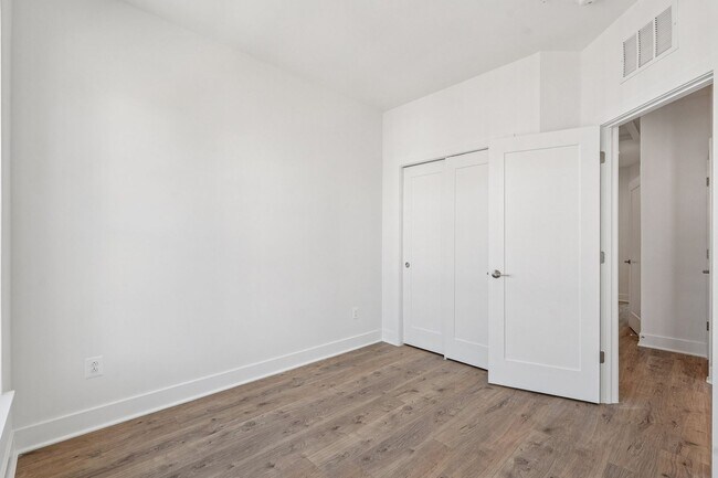 Building Photo - Brand New 4 Bedroom, 3.5 Bath Townhome in ...