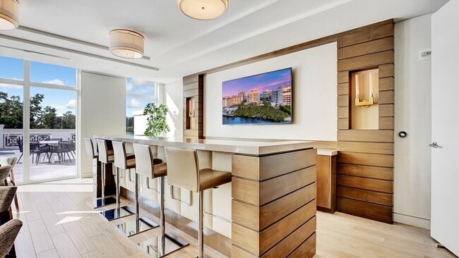 Building Photo - 3200 S Ocean Blvd