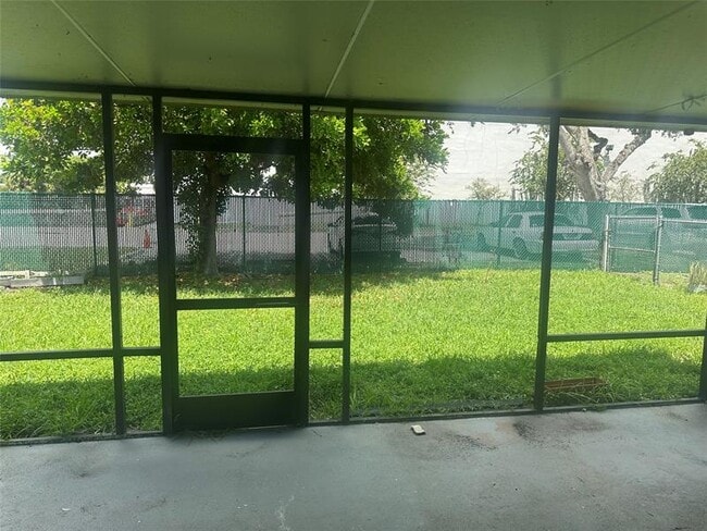 Building Photo - 8507 Sunset Dr