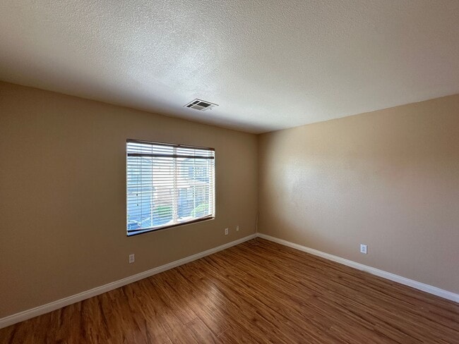 Building Photo - Grand Canyon Terrace