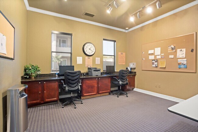 Building Photo - Remodeled one bed one bath Kierland Condo