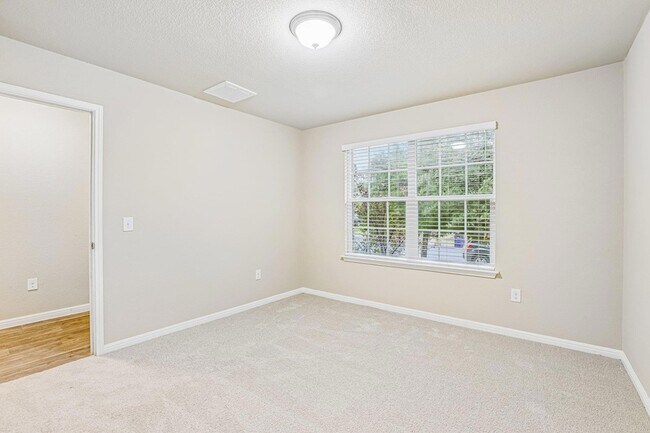 Building Photo - 10604 Menominee Falls Ln