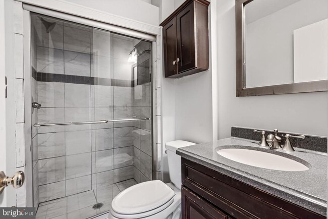 Building Photo - 10322 Castlehedge Terrace